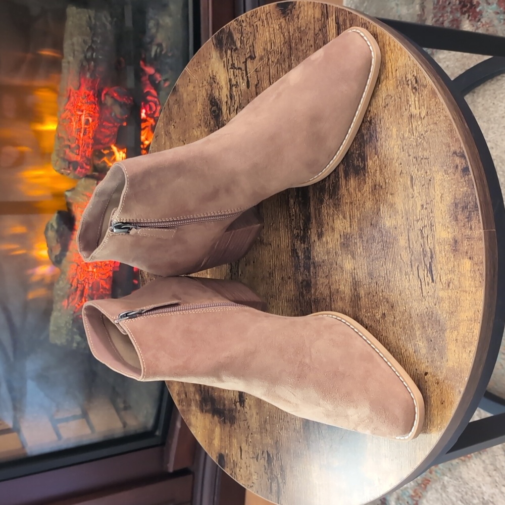 Linea Paolo boots